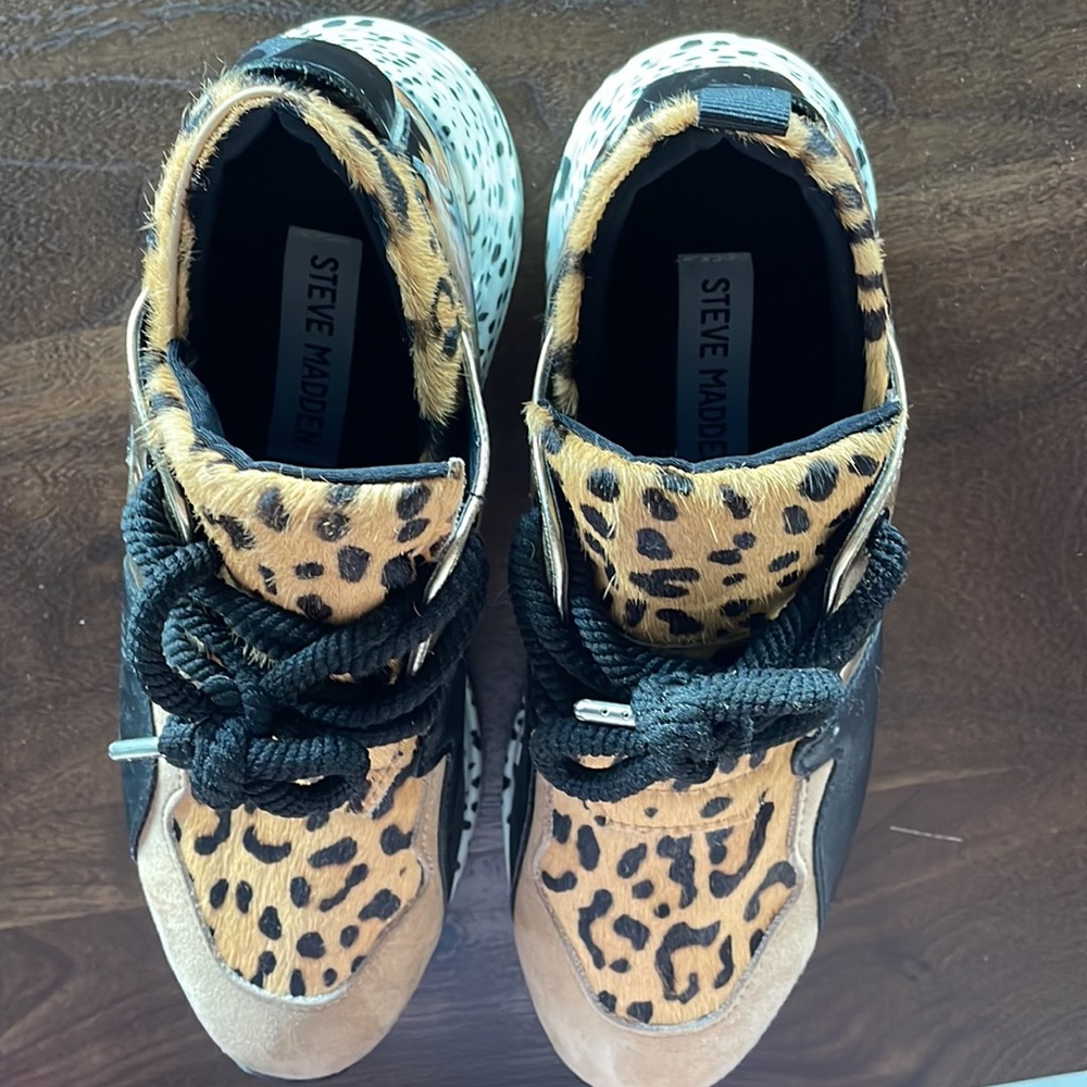 Steve Madden animal print sneakers - Picture 6 of 9